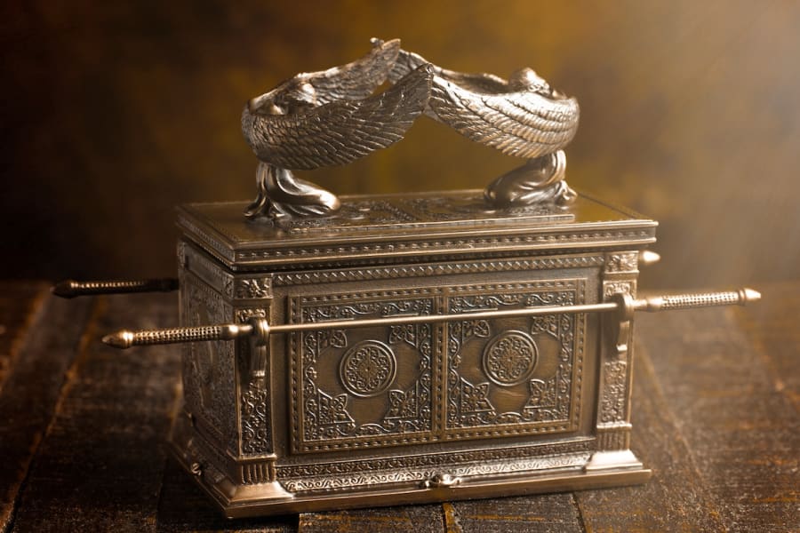 Ornate golden Ark of the Covenant replica - how does the bible describe the antichrist